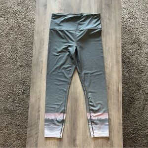 Athleta Elation Ultra High Rise 7/8 Legging Medium Green Abstract